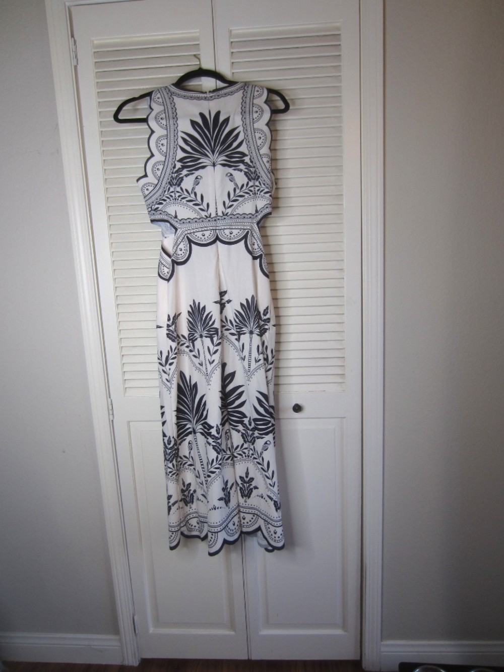 Commense Palm Print cut out cream midi dress - Size Medium - Picture 5 of 11